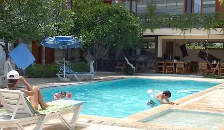 Otel Ipsos 3*